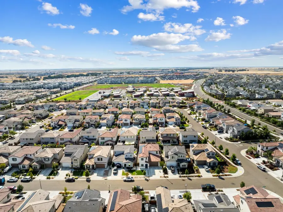 2049 Lanesborough Street, Roseville, CA 95747 - Image #3