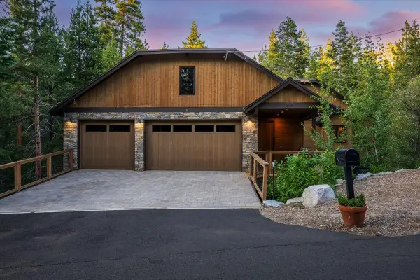 2366 Highlands Drive, South Lake Tahoe, CA 96150
