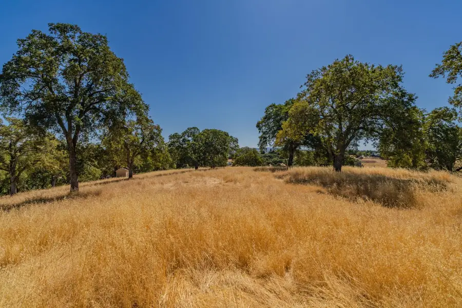 13450 Heritage Oaks Drive, Sutter Creek, CA 95685 - Image #2