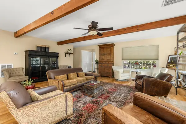 19252 Jayhawk Drive, Penn Valley, CA 95946