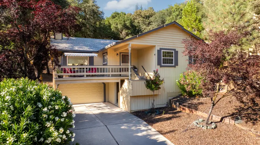 19252 Jayhawk Drive, Penn Valley, CA 95946 - Image #2