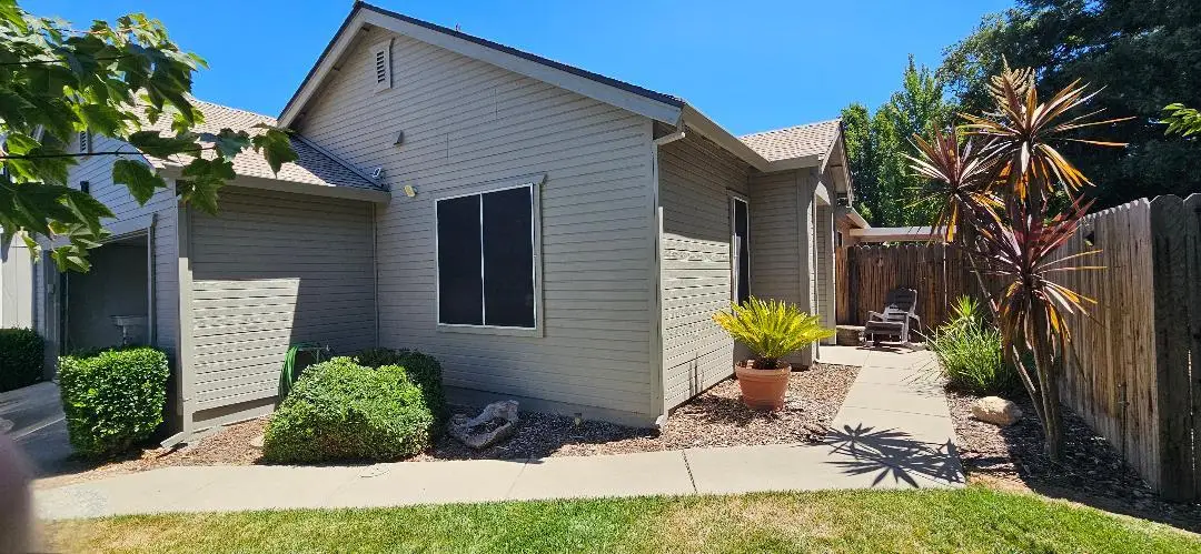 6348 Laguna Mirage Lane, Elk Grove, CA 95758 - Image #1