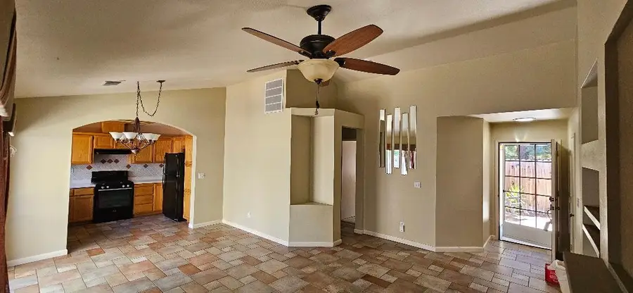 6348 Laguna Mirage Lane, Elk Grove, CA 95758 - Image #3