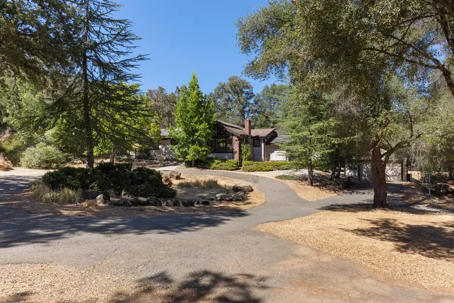 17867 Brewer Road, Grass Valley, CA 95949 - Image #2