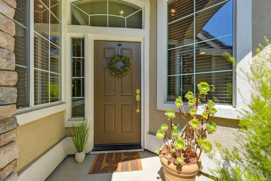 718 Hunter Place, Folsom, CA 95630 - Image #3