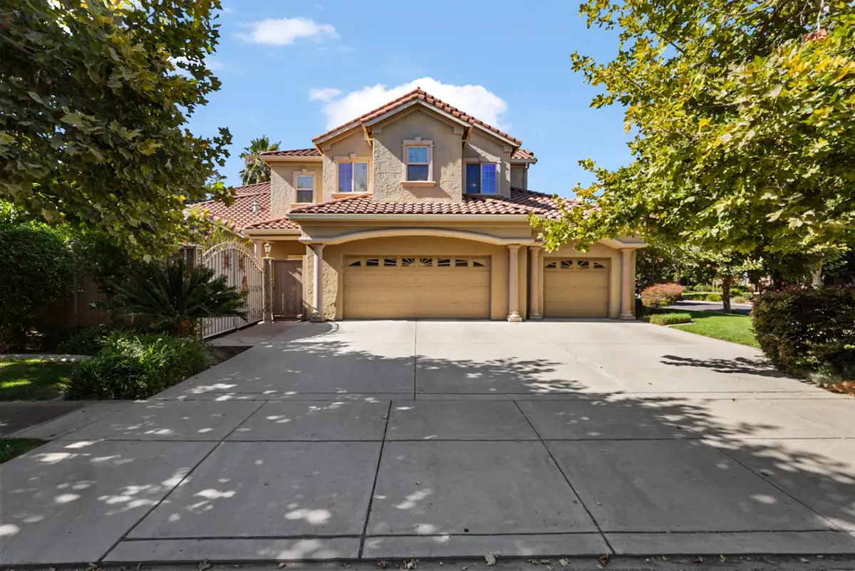 2575 Kensington Court, Turlock, CA 95382 - Image #1
