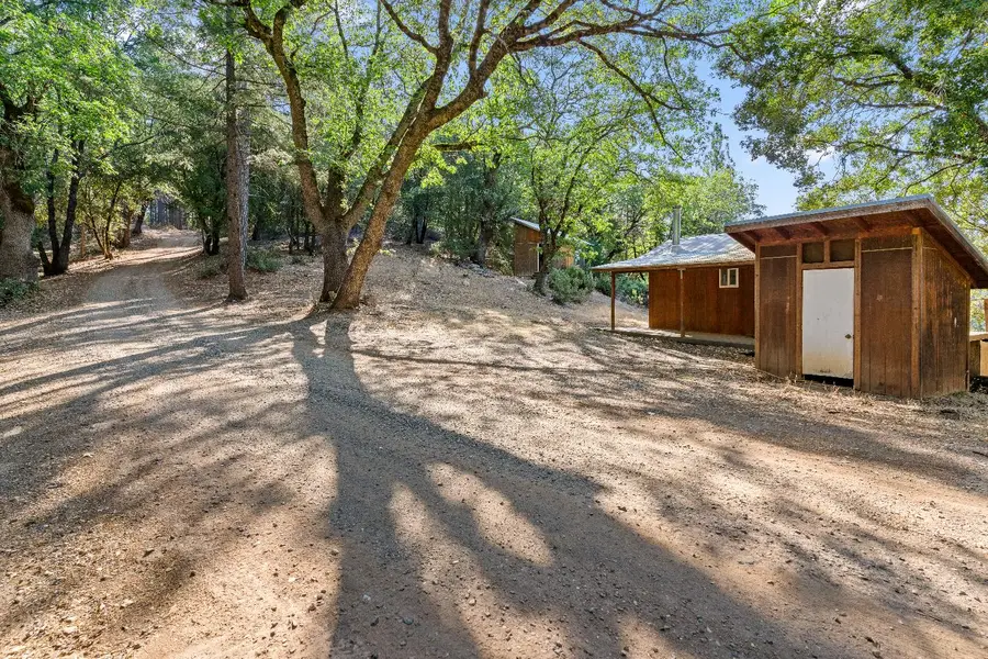 15470 Old Donner Trail, Grass Valley, CA 95945 - Image #3