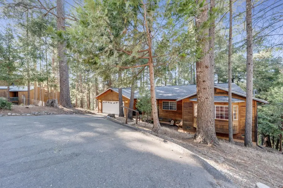 5646 Daisy Circle, Pollock Pines, CA 95726 - Image #2