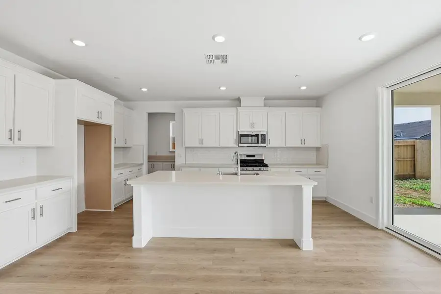 8380 Kyler Road, Elk Grove, CA 95757 - Image #2