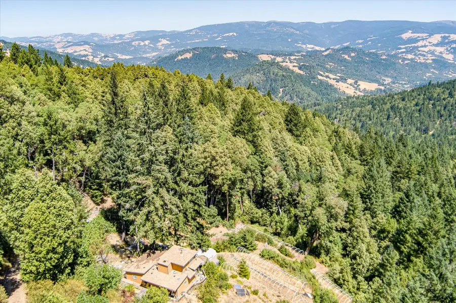 5500 Rancho Sequoia Drive, Alderpoint, CA 95511 - Image #3