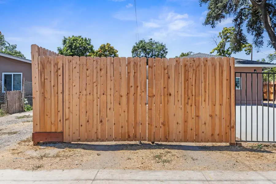 403 Kerr Avenue, Modesto, CA 95354 - #3