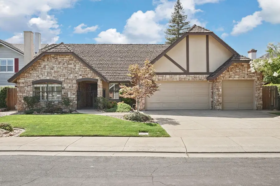 2355 Woodlake Circle, Lodi, CA 95242 - Image #3