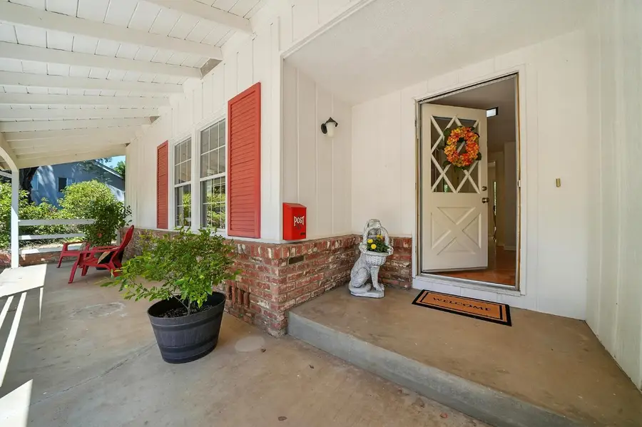 921 Stoneman Way, El Dorado Hills, CA 95762 - Image #3