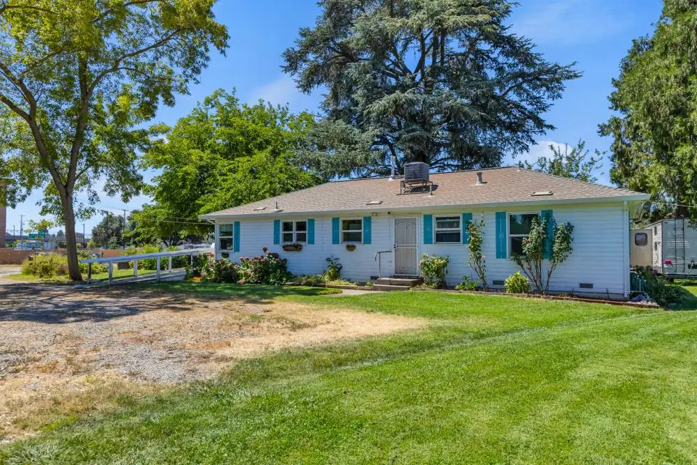 9455 E Stockton Boulevard, Elk Grove, CA 95624 - Image #1