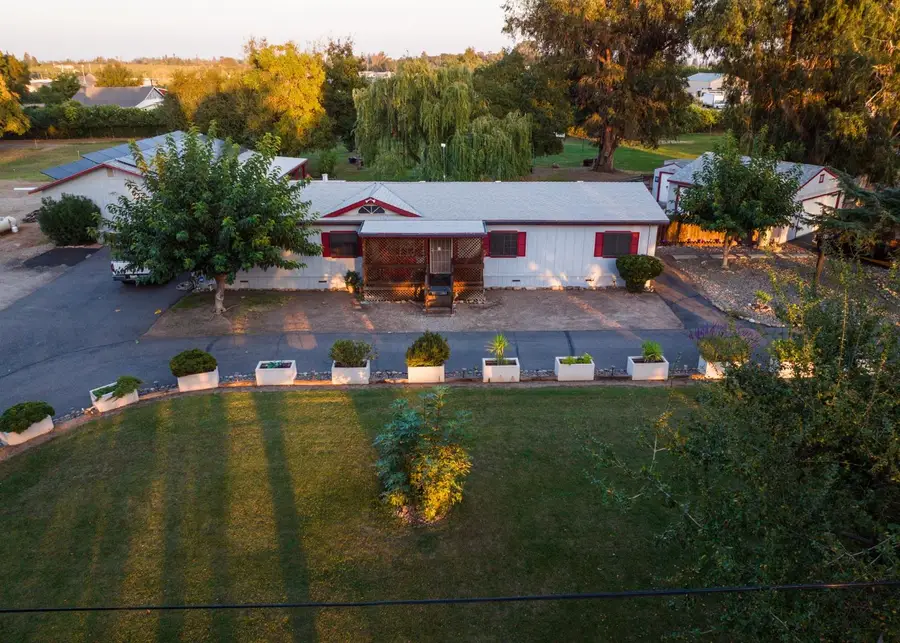 9906 Jackson Road, Oakdale, CA 95361 - #2