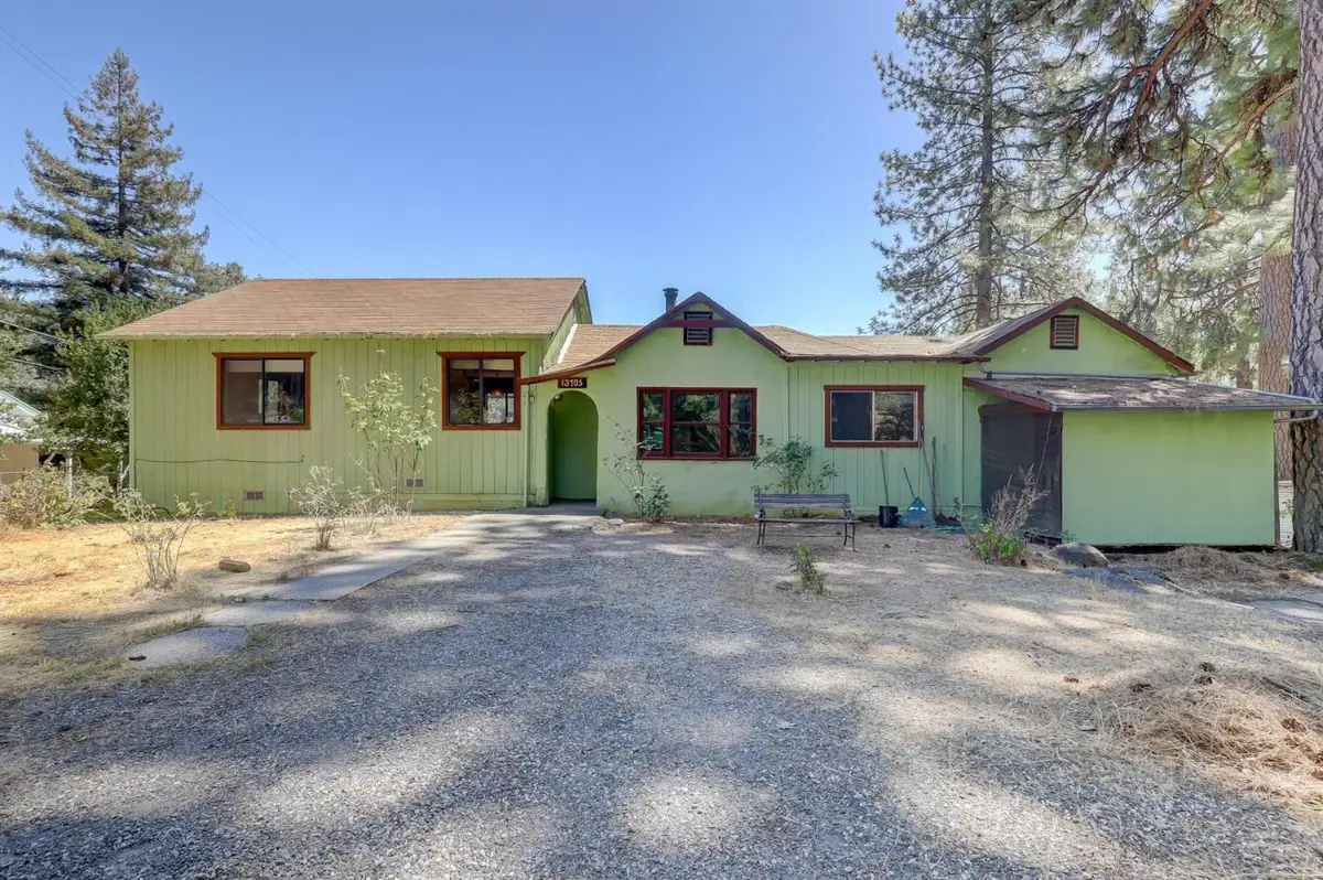 13705 Wheeler Acres Road, Grass Valley, CA 95949 - Image #1