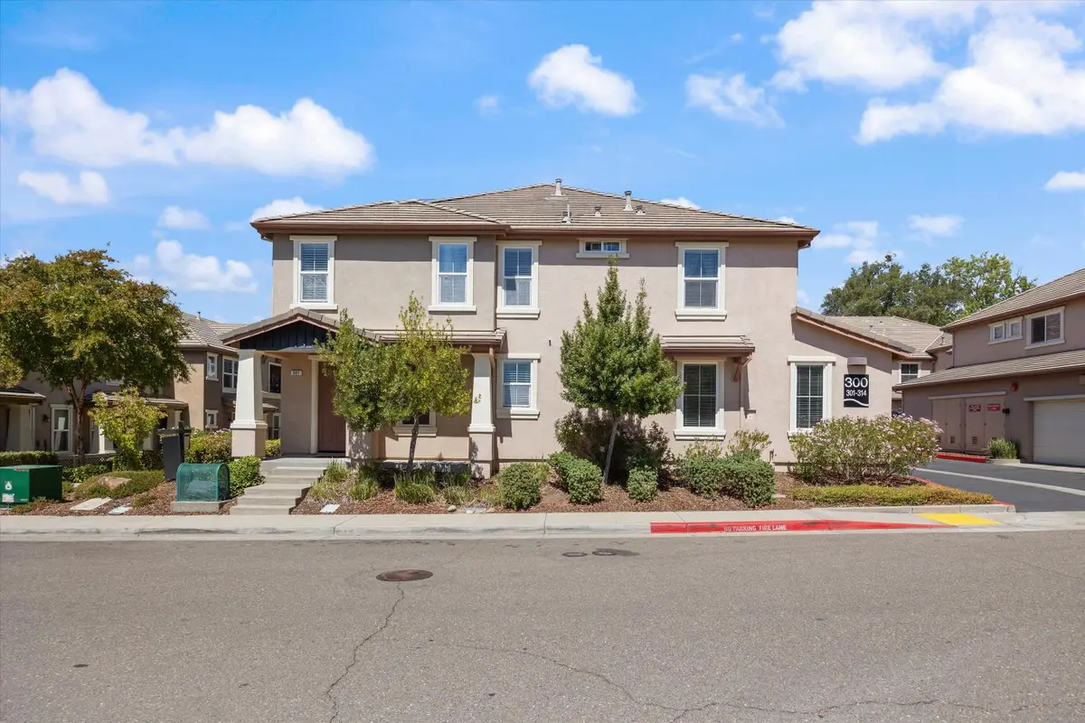 301 Blossom Rock Lane #53, Folsom, CA 95630 - Image #1