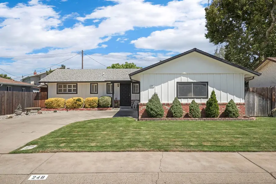 248 S Corinth Avenue, Lodi, CA 95242 - Image #2