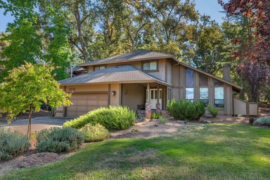 13730 Strawberry Circle, Penn Valley, CA 95946 - Image #2