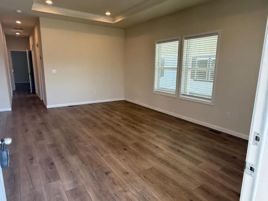 Address Withheld By Seller, Outside California, CA 97501 - Image #2