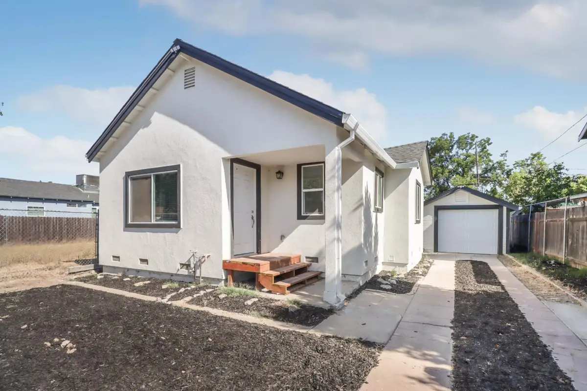 3817 21st Avenue, Sacramento, CA 95820 - Image #1