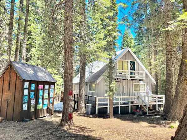 1340 Gooseberry Road, Strawberry Valley, CA 95981