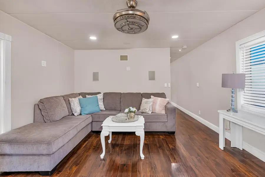 436 N Mercey Springs #16, Los Banos, CA 93635 - Image #3