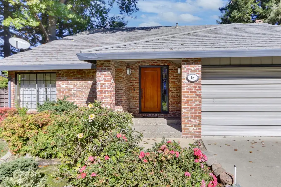 16 Sand River Court, Sacramento, CA 95831 - Image #3