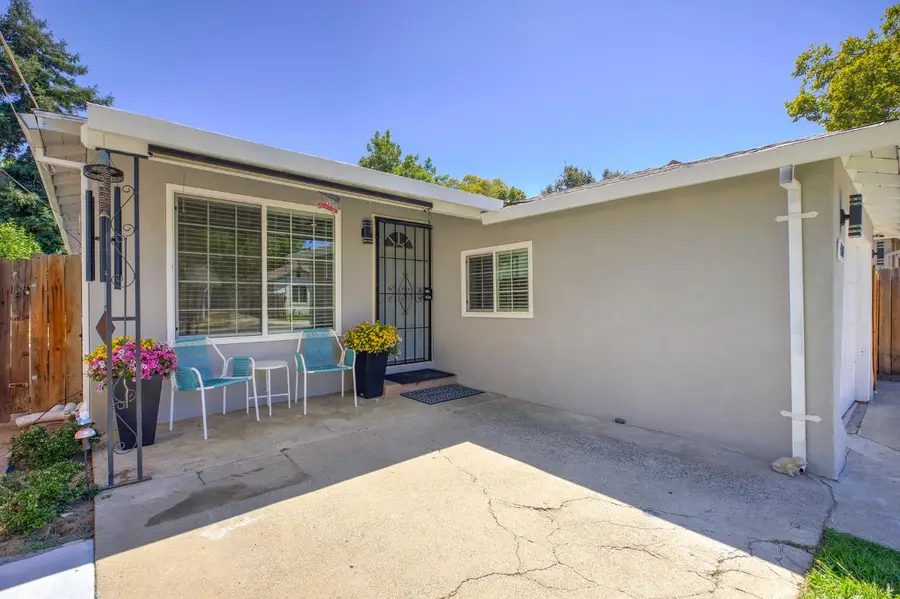 4107 43rd Street, Sacramento, CA 95820 - Image #2