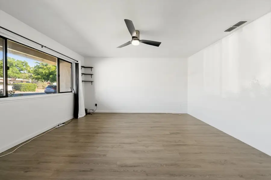 260 Flower Drive, Folsom, CA 95630 - Image #3