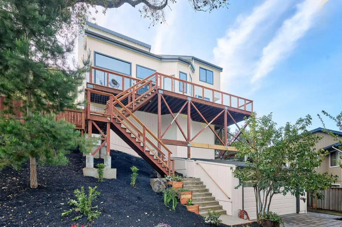 2 Twitter Court, Oakland, CA 94619 - Image #1