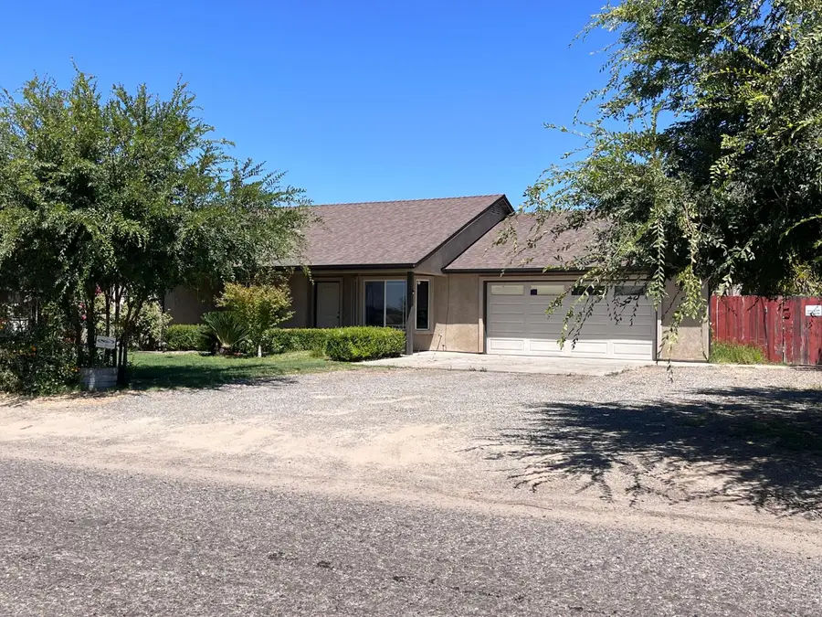 14118 Bell, Livingston, CA 95334 - Image #2