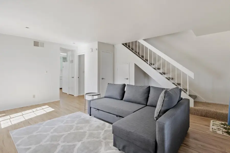 5213 Gibbons Drive, Carmichael, CA 95608 - Image #3