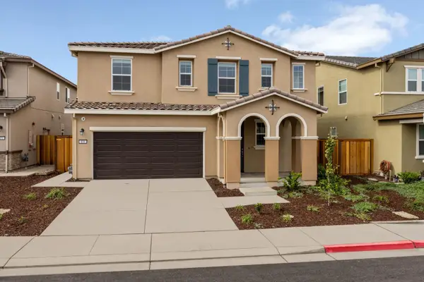 805 Ryton Lane, Patterson, CA 95363