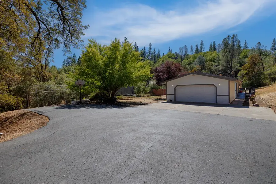 10273 Holcomb Drive, Grass Valley, CA 95949 - Image #3