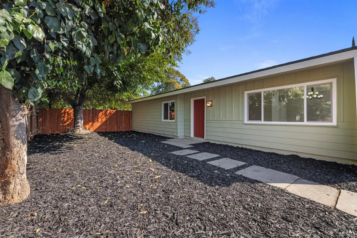 2351 Del Rio Drive, Stockton, CA 95204 - Image #1