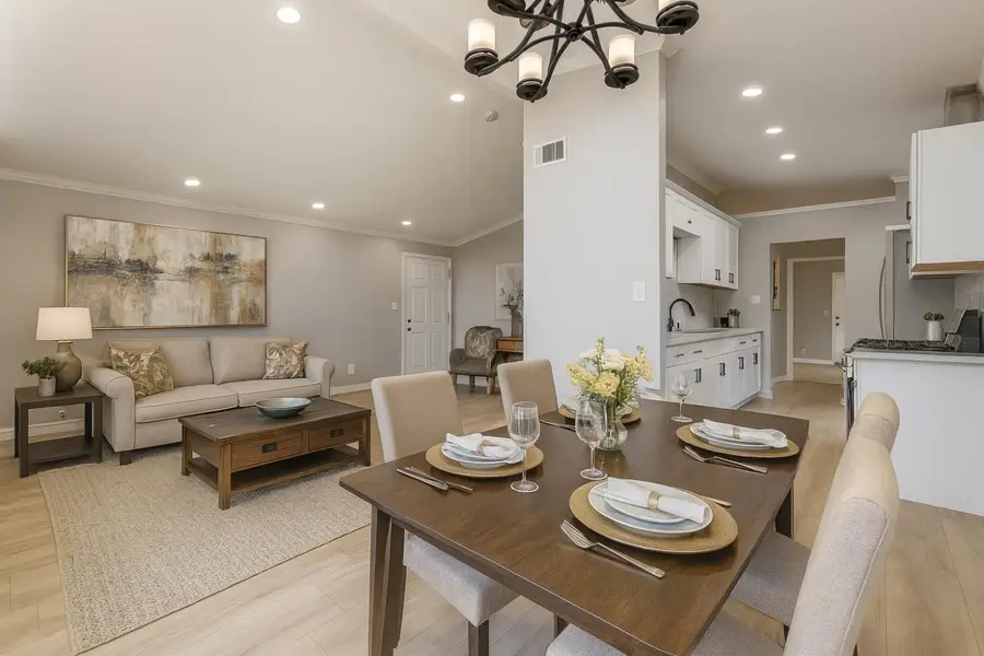 2351 Del Rio Drive, Stockton, CA 95204 - Image #2