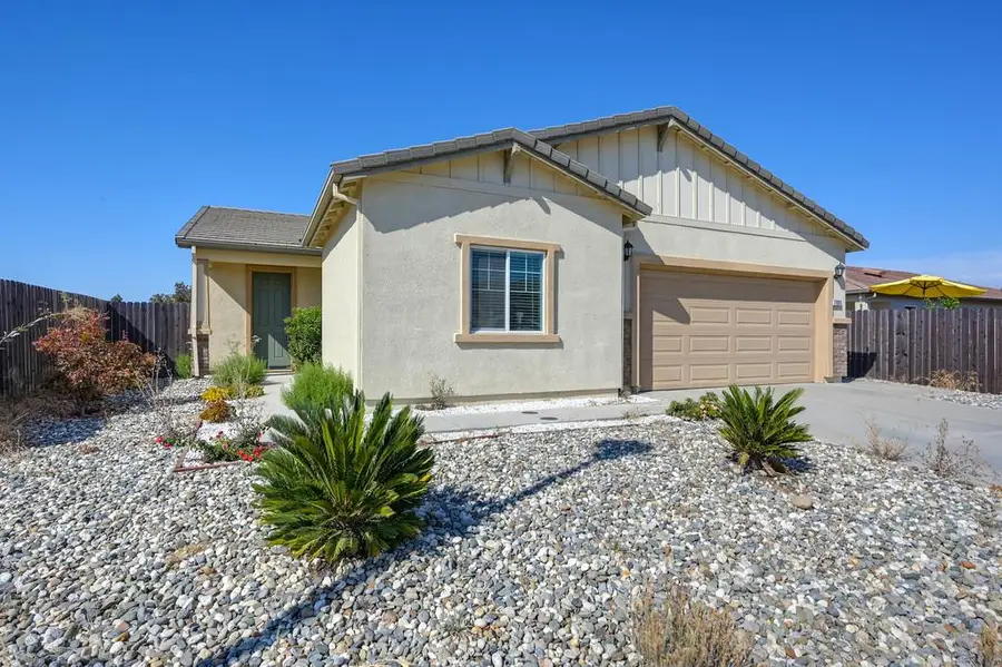 7905 Springarden Way, Sacramento, CA 95828 - Image #2