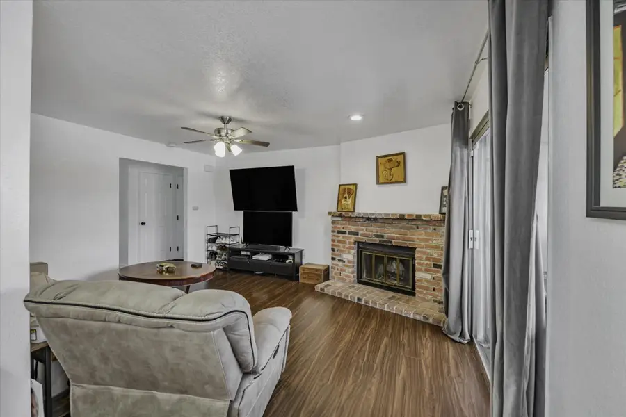 6412 Benning Street #4, Orangevale, CA 95662 - Image #3