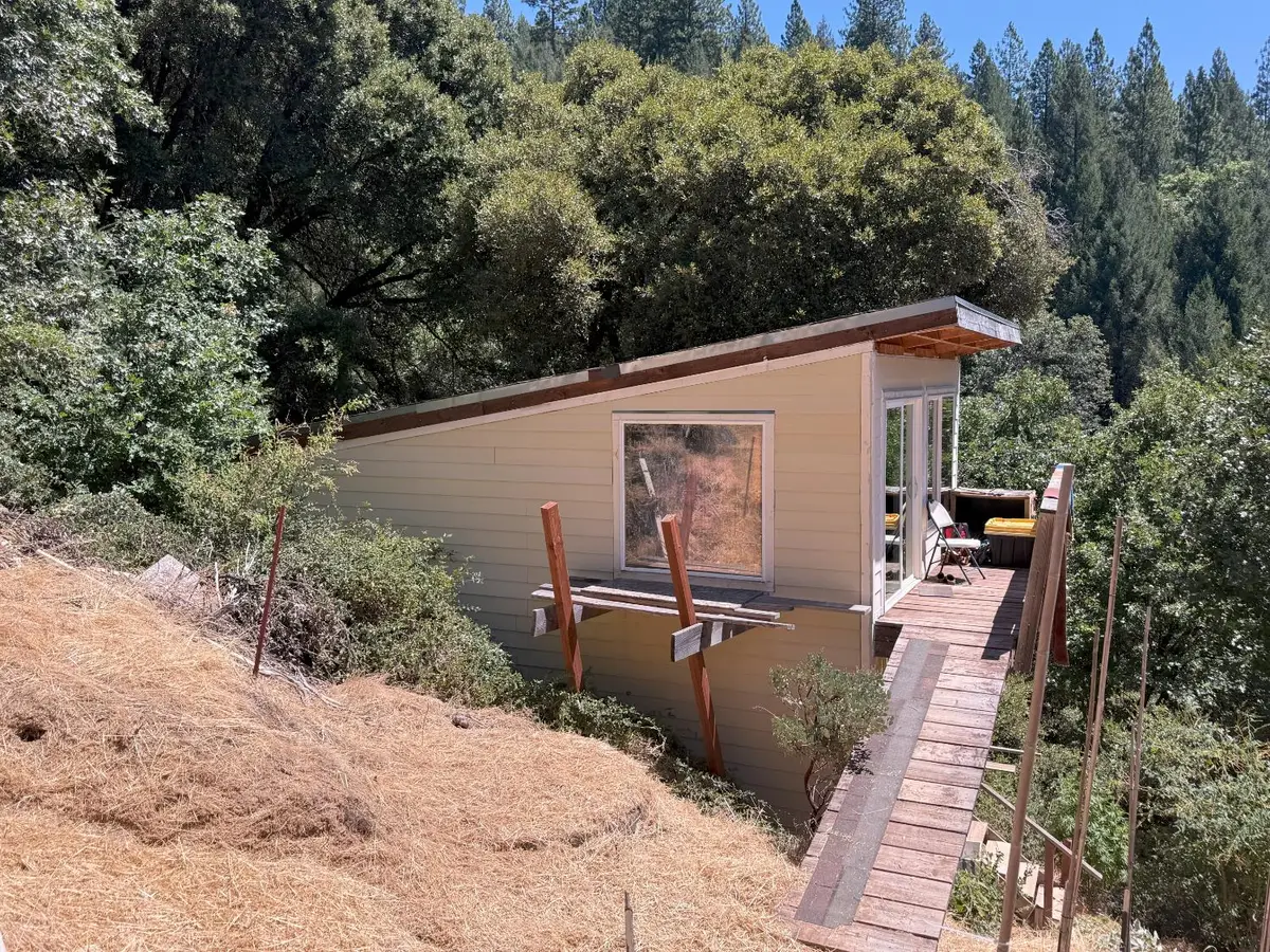 20363 Grizzly Creek Road, Nevada City, CA 95959 - Image #1