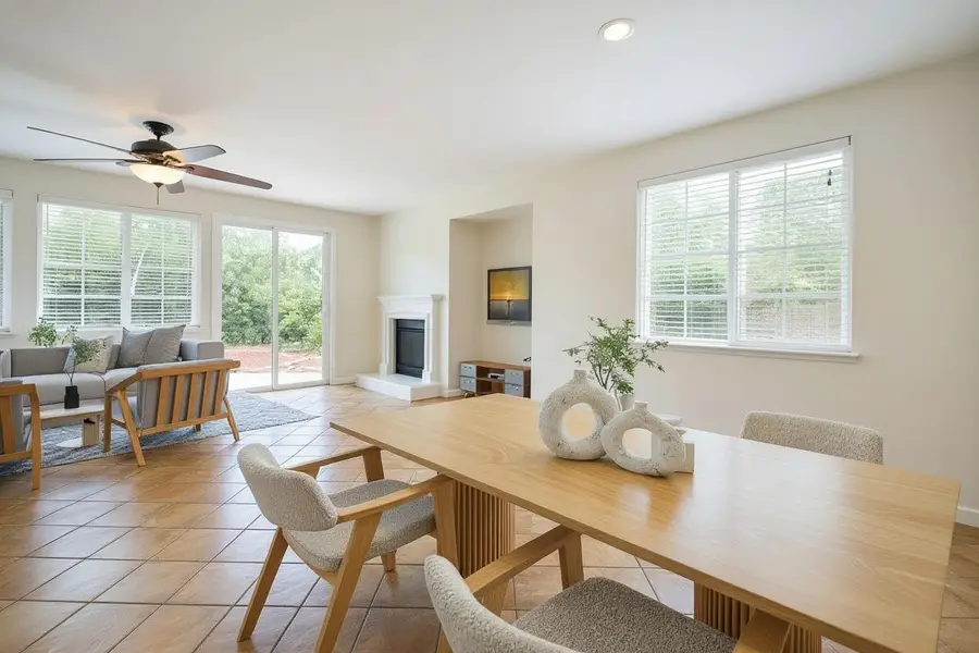 12304 Pawcatuck Way, Rancho Cordova, CA 95742 - Image #3