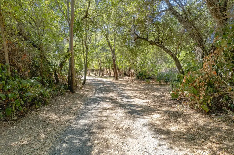 5520 Virginiatown Road, Newcastle, CA 95658 - Image #2