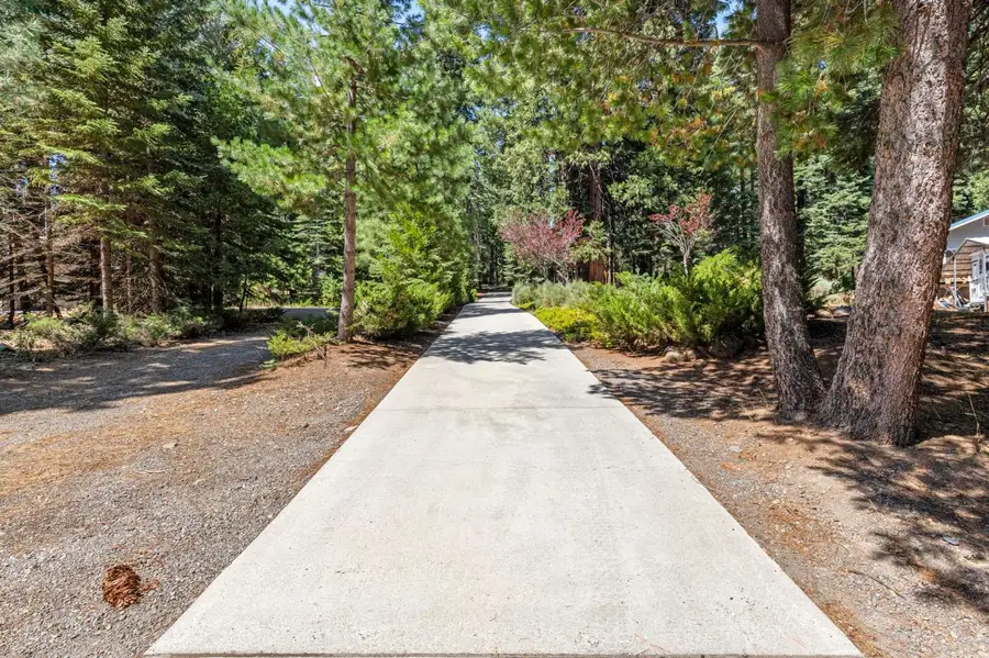 1131 Lake Ridge Road, Lake Almanor, CA 96137 - Image #2