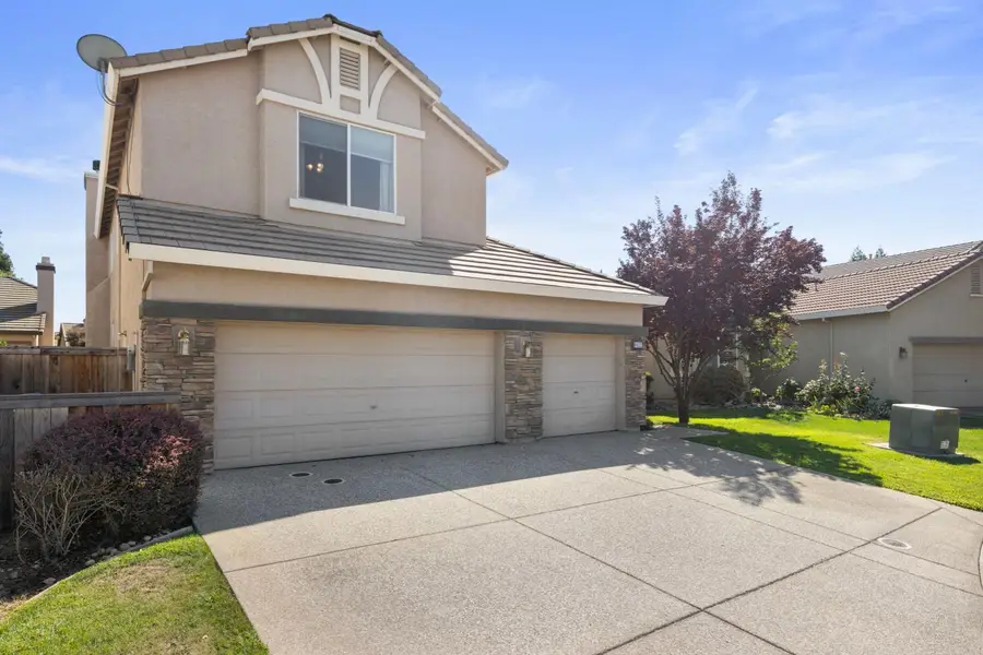 6612 Jarrett Court, Elk Grove, CA 95757 - Image #2