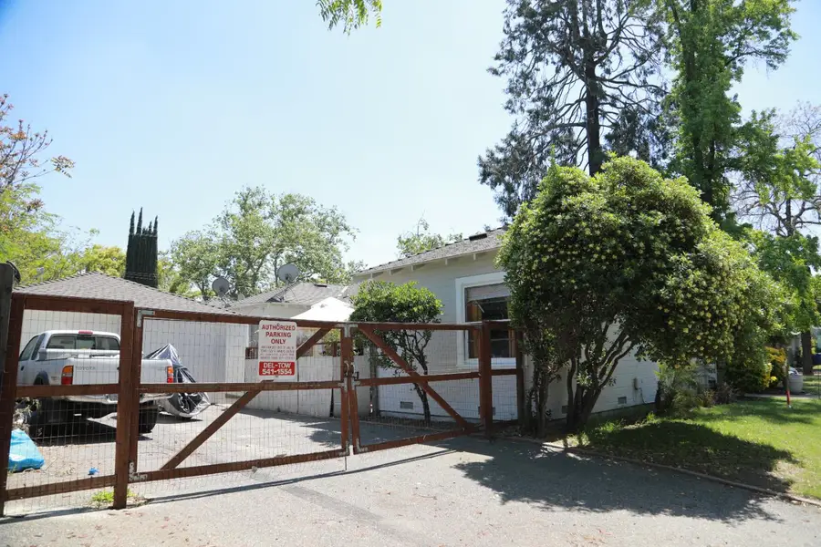 301 E Morris Avenue, Modesto, CA 95355 - Image #3