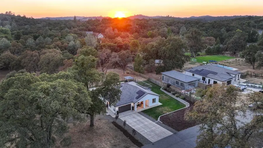 5900 Stanley Dr, Auburn, CA 95602 - Image #3