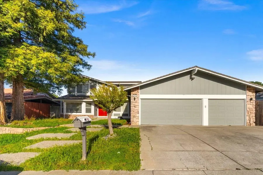 4307 Suzanne Drive, Pittsburg, CA 94565 - Image #2