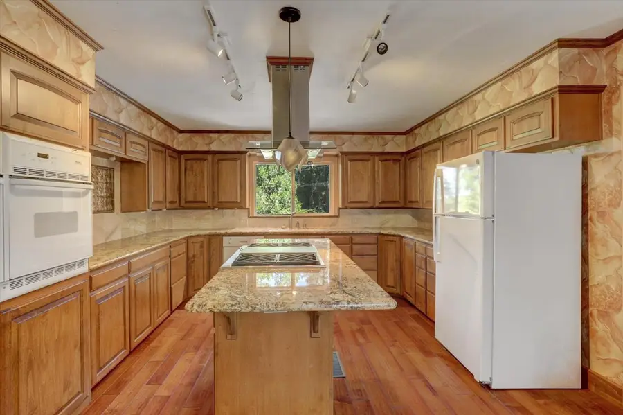 10124 S Ponderosa Way, Rough And Ready, CA 95975 - Image #3