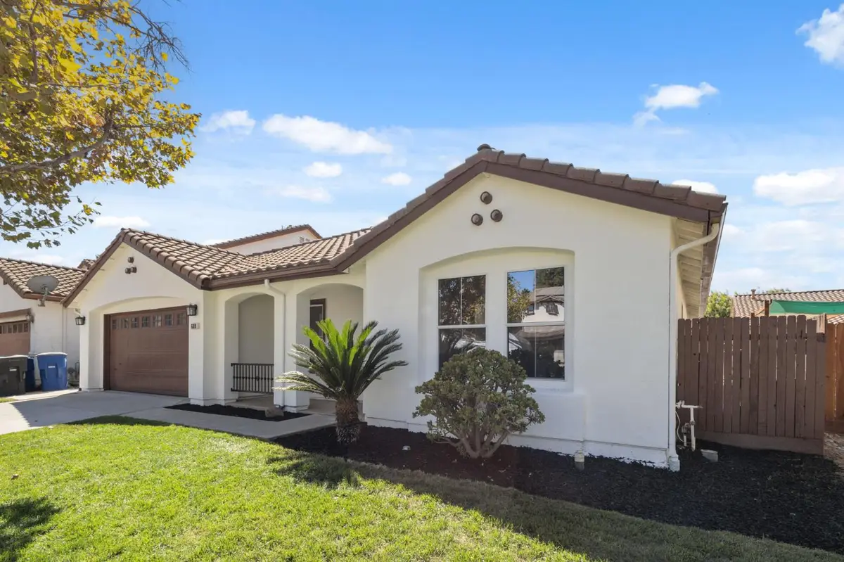 609 Roadrunner Drive, Patterson, CA 95363 - Image #1