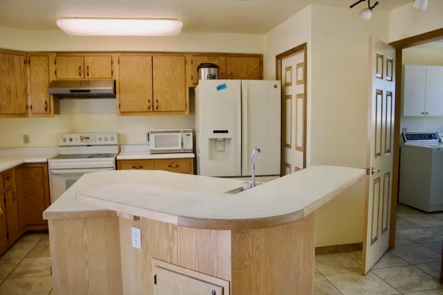 11515 Dorothea Drive, Montague, CA 96064 - Image #3